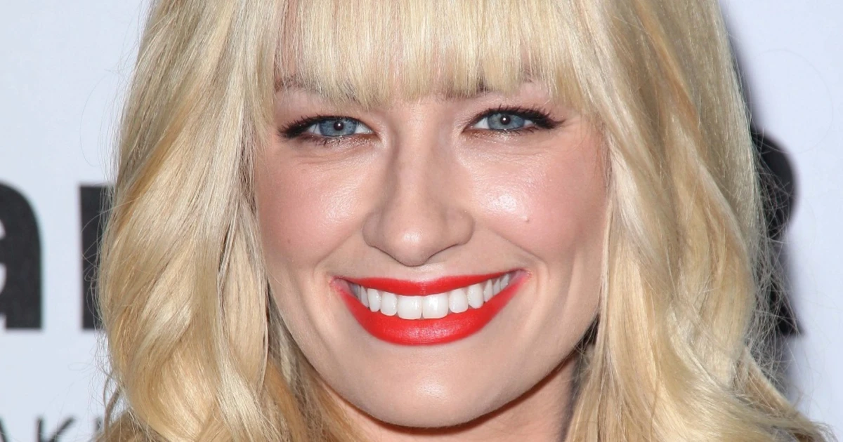 Beth Behrs Net Worth From '2 Broke Girls' To Riches