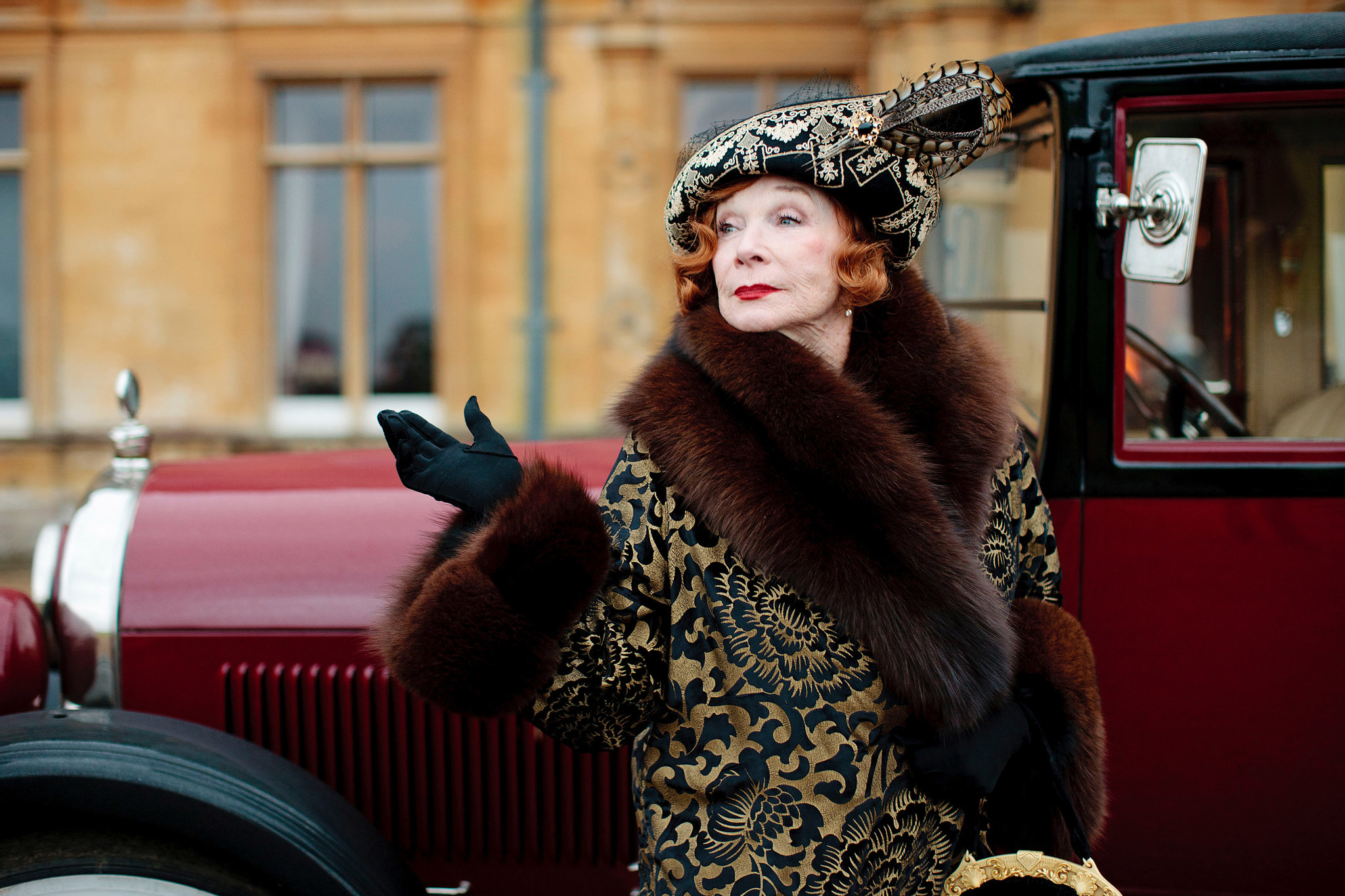 Shirley MacLaine Net Worth How She Built Her Impressive Wealth